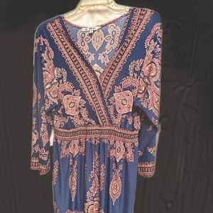 A stunning Maxi dress, in  all its beautiful colored fabric (made in India )